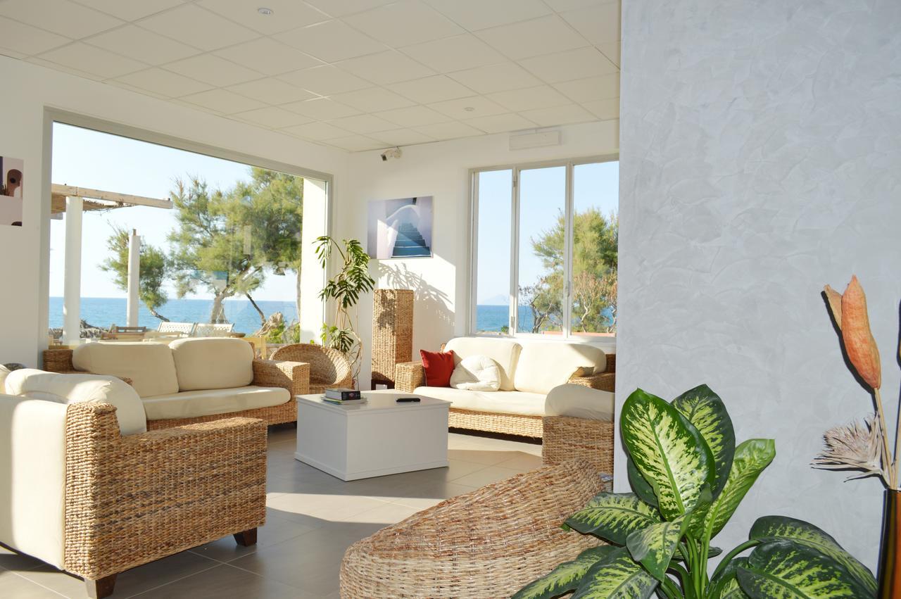 Capo Nettuno Hotel Capo dʼOrlando Exterior foto
